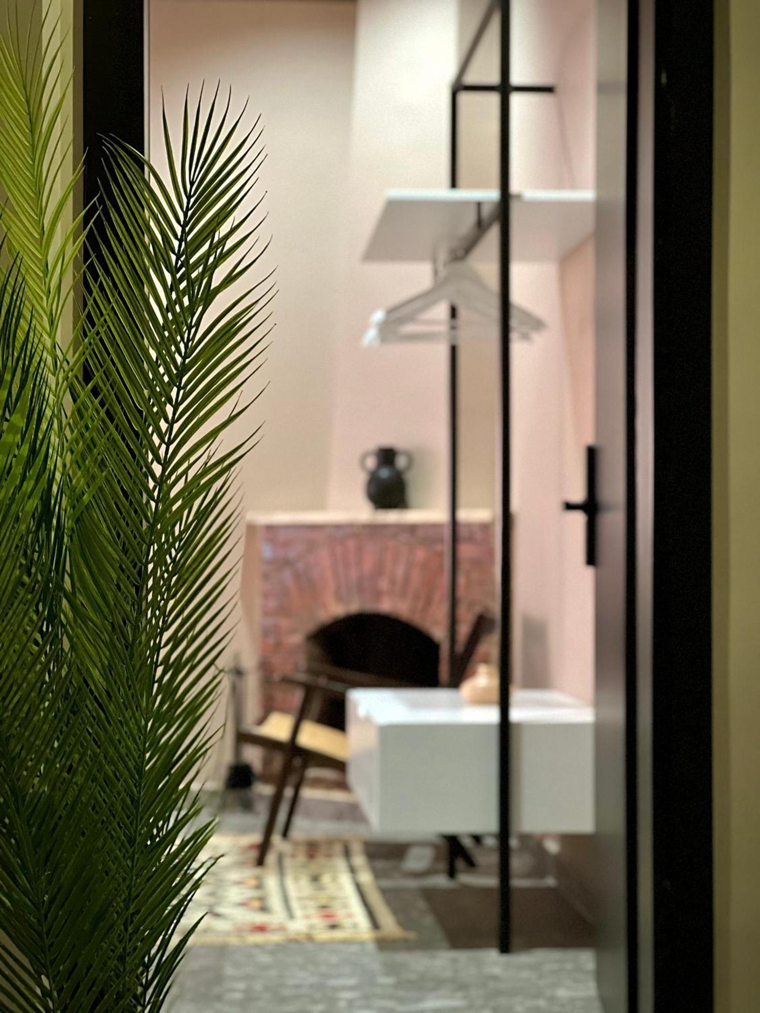 Rex Hotel Boutique Tirana Exterior photo